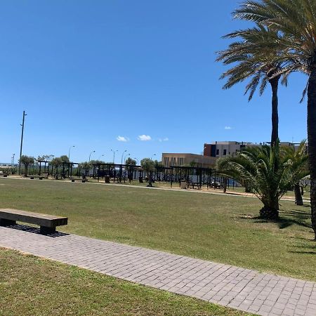 Apartamento para 5 personas frente al mar Cubelles Bagian luar foto