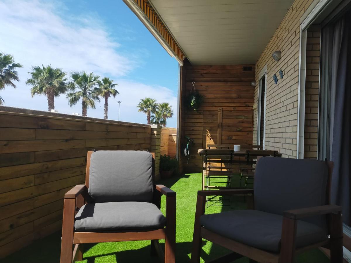 Apartamento para 5 personas frente al mar Cubelles Bagian luar foto